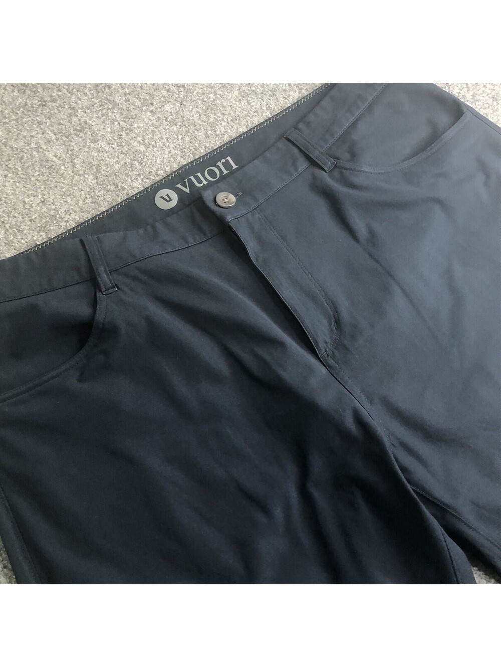 Vuori Meta Pants Mens 38x32 Navy Blue V430 Technical Stretch Chino Tapered